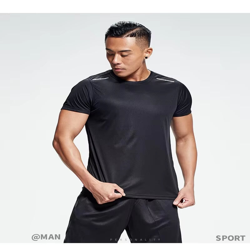 Sports Tshirt Mens Summer Thin Sweat Absorbing Half Sleeve Fast Drying Shirt Ice Silk Tshirt Short Sleeve Top Running Fitnessshi